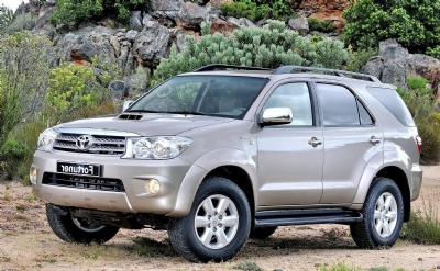 TOYOTA   FORTUNER