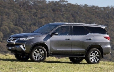 TOYOTA   FORTUNER
