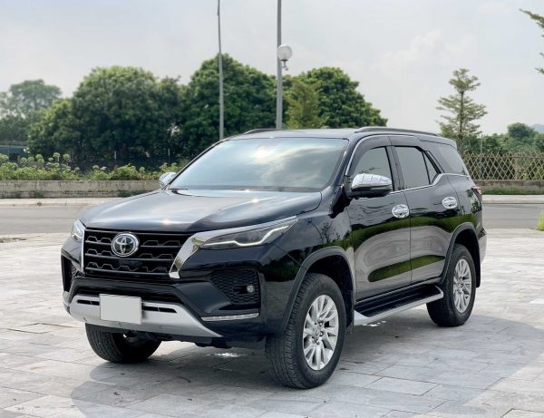 TOYOTA   FORTUNER