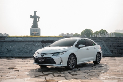 TOYOTA ALTIS
