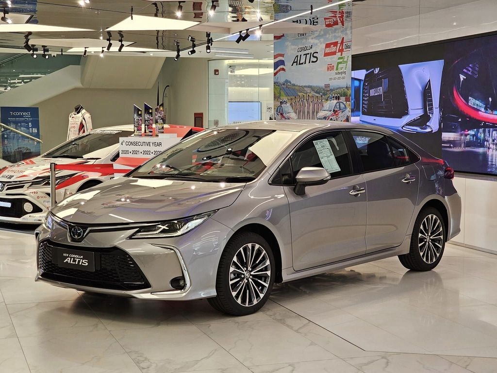 TOYOTA  ALTIS