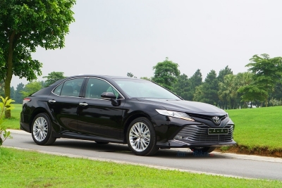  TOYOTA  CAMRY