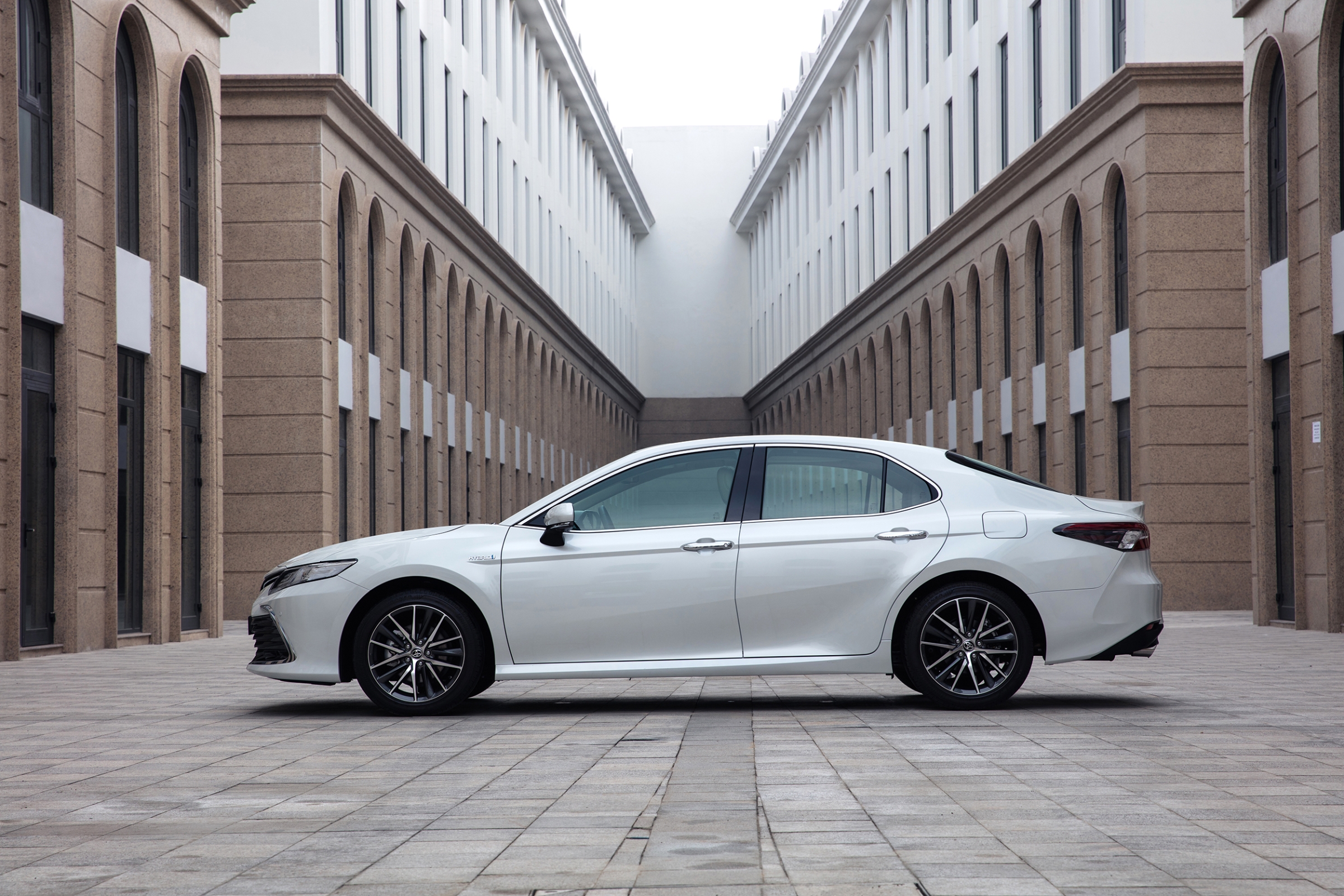  TOYOTA  CAMRY