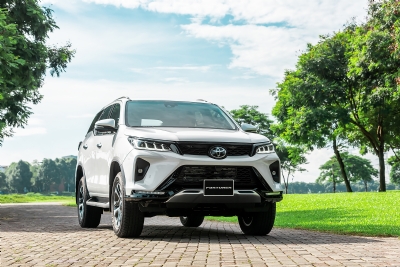 TOYOTA   FORTUNER