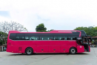 HYUNDAI UNIVERSE